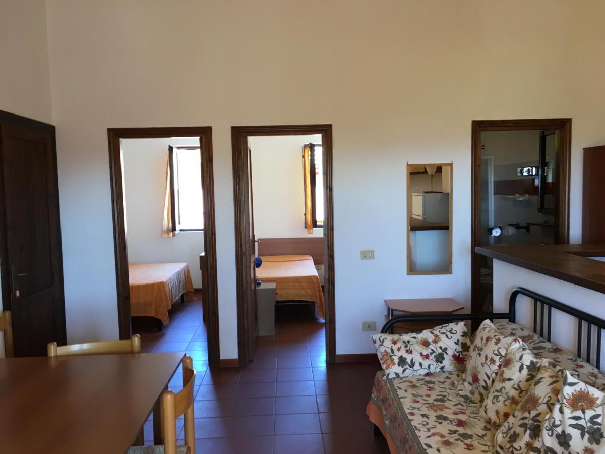 Borgo Spiaggia Isola Rossa Zewnętrze zdjęcie